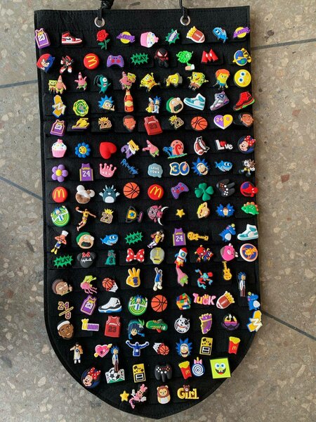 GIBBETS FOR YOUR CROCS