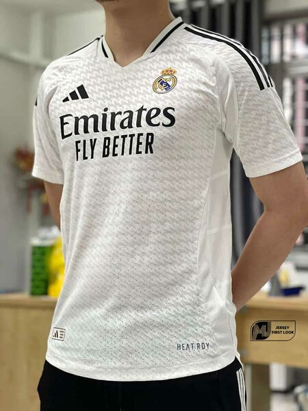 Maillot de real Madrid domicile saison 2024-2025