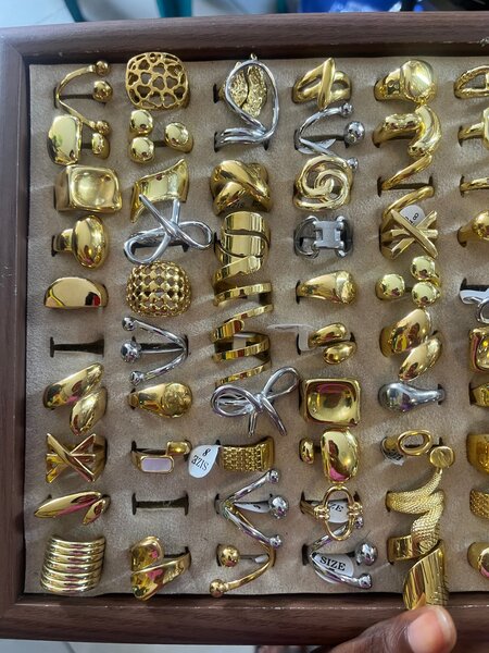 Feminine stainless steel rings