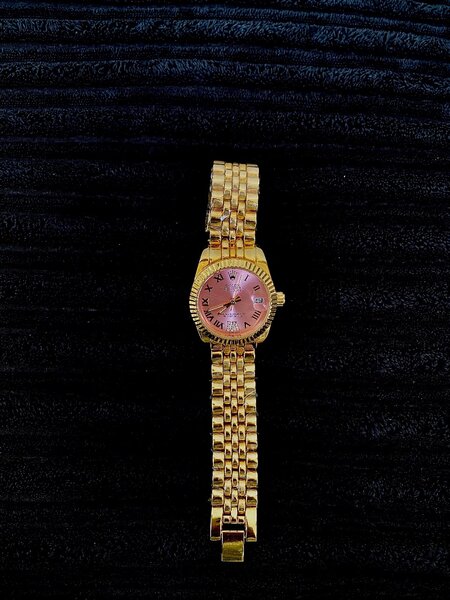 Watches and earring rings& necklace