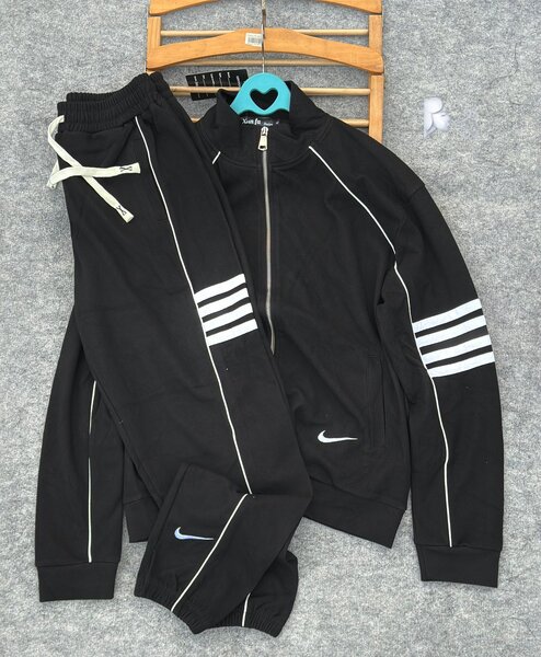 Ensemble de Survêtement Sportif Noir