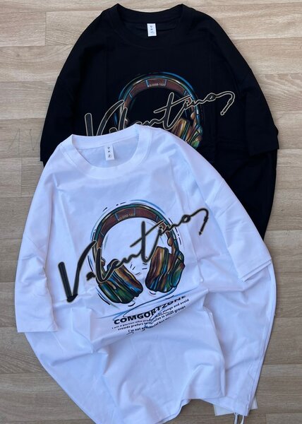 T-shirt unisexe imprimé casque