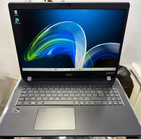 PC Acer Acer TravelMate P215-4