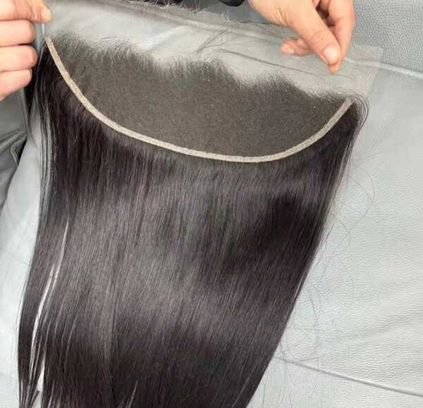 Frontale Lace 13x4 Straight / Body Wave / Deep Wave