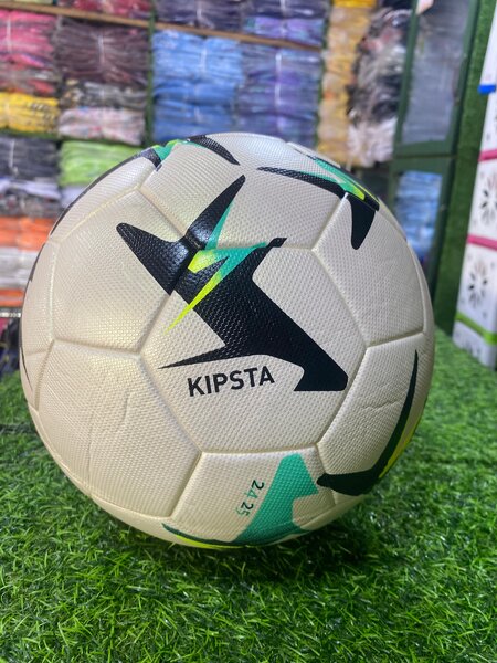 Ballon de football Kipsta