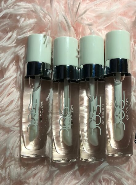 Gloss à lèvres hydratant