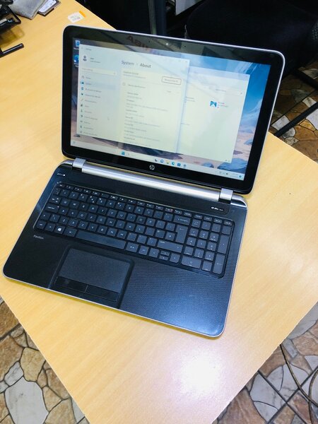 Hp pavilion 17
