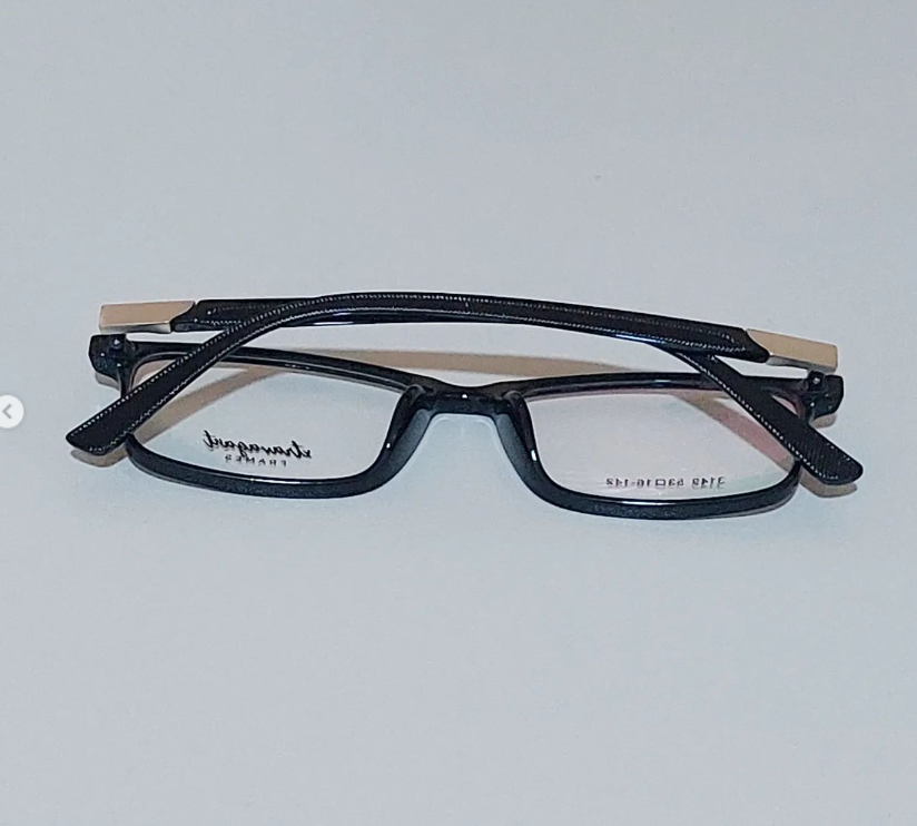 Optical frame black