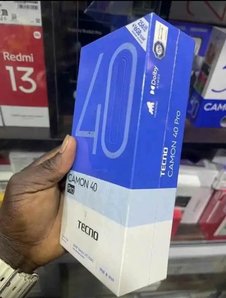 Tecno Camon 40