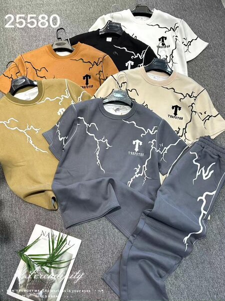 Ensemble de survêtement homme moderne