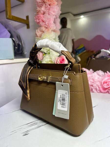 Sac à main en cuir chic