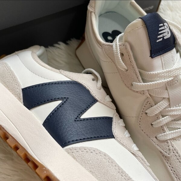 New balance 327