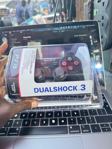 Manette ps3 couleur noir