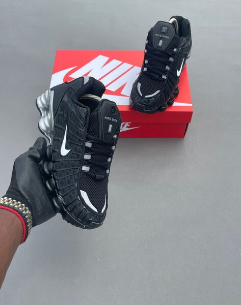 Nike Shox Noir Hommes
