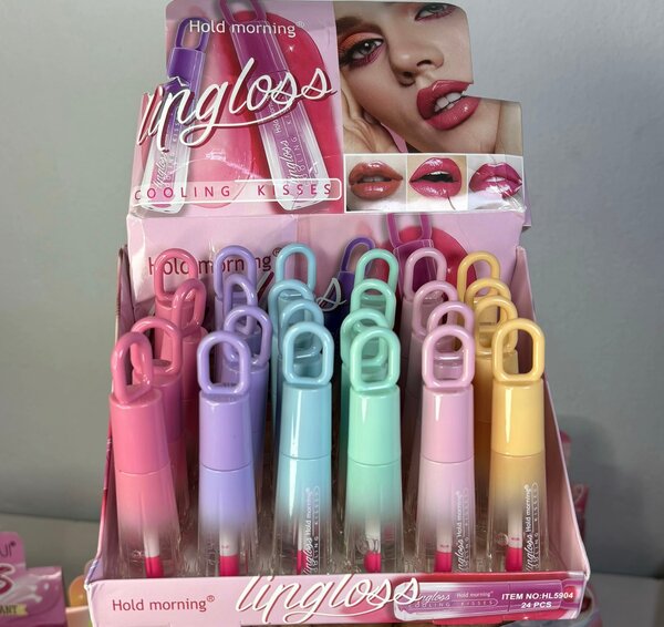 Ensemble de brillants à lèvres colorés