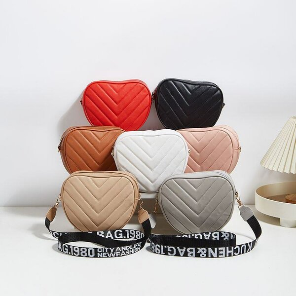 Sac bandoulière cœur PU mode