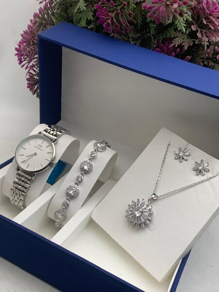 Ladies watch set