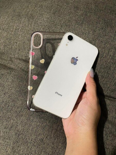 iPhone X avec coque transparente