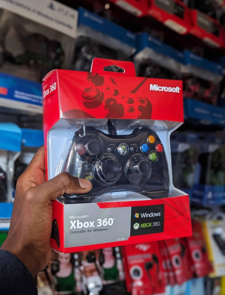 Brand New Xbox 360 / PC controller