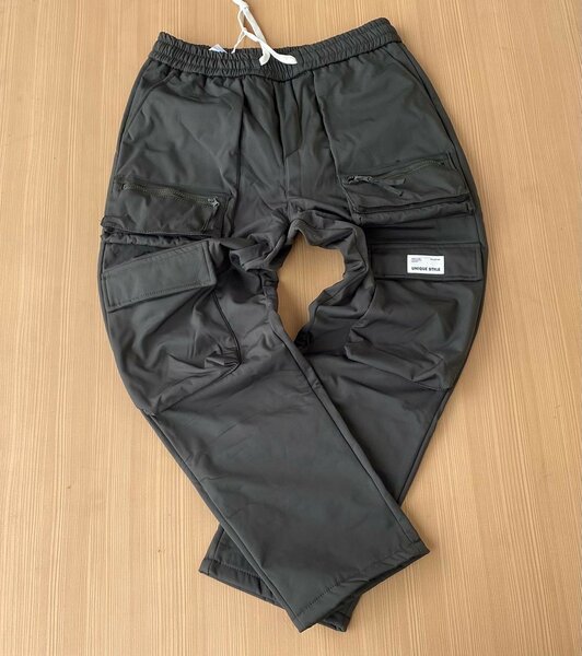 Free leg cargo pant