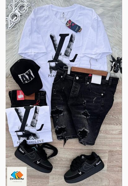 Un ensemble de vêtements pour hommes beaux et élégants (haut et bas)