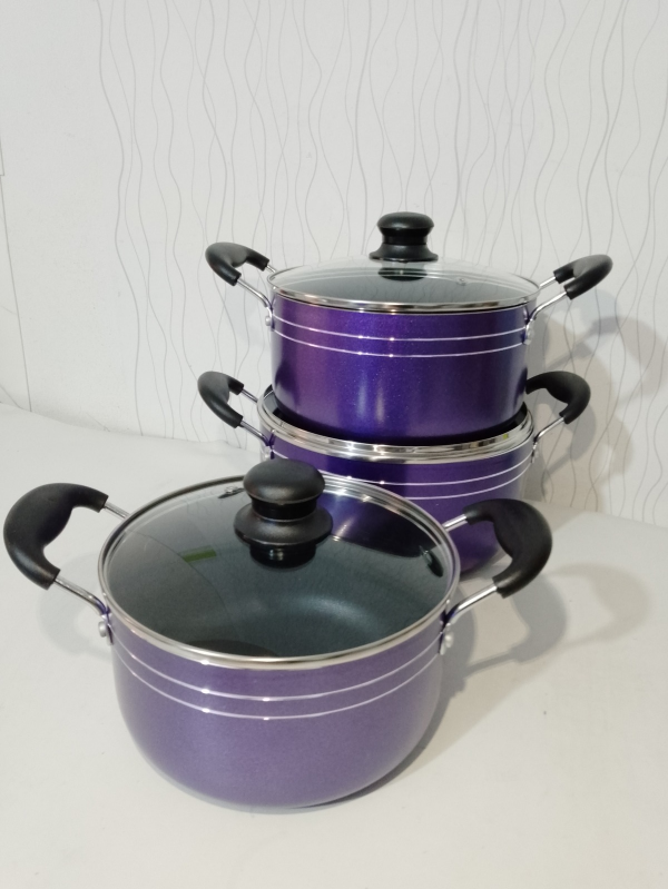 Casserole anti adhésif