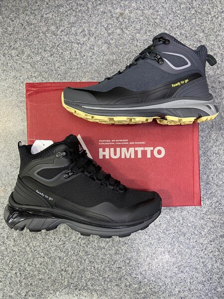 Кроссовки от HUMTTO