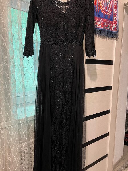 Вечерние платья