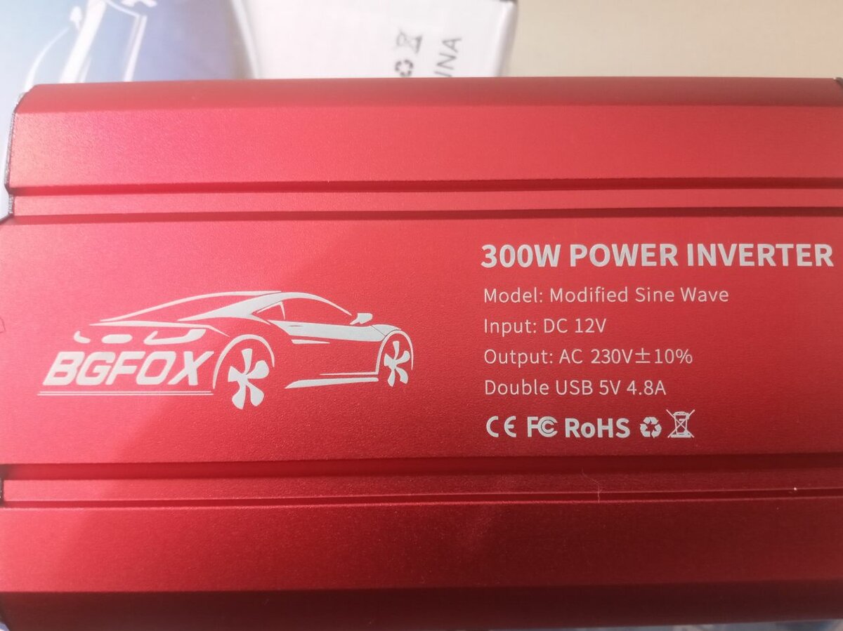 Car power inverter