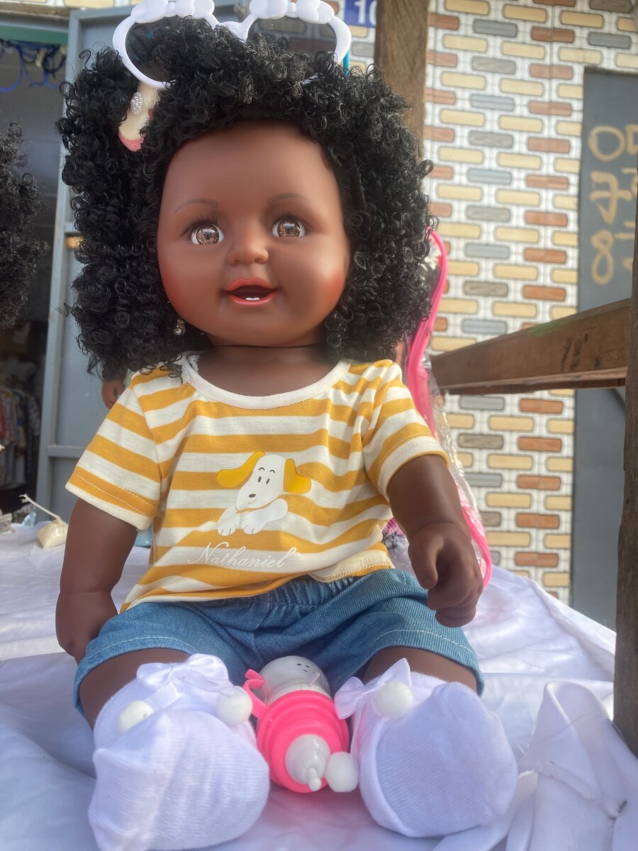 Poupée à la mode pour enfants