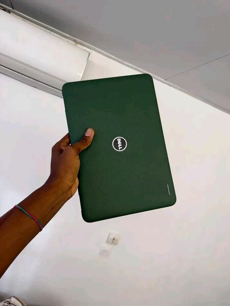 Ordinateur portable Dell compact