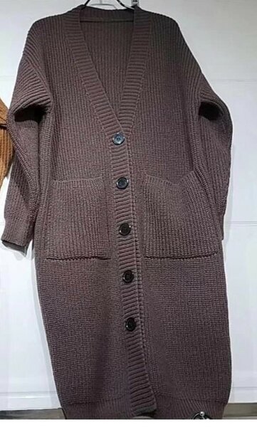 Women's cardigan, buttoned, warm.