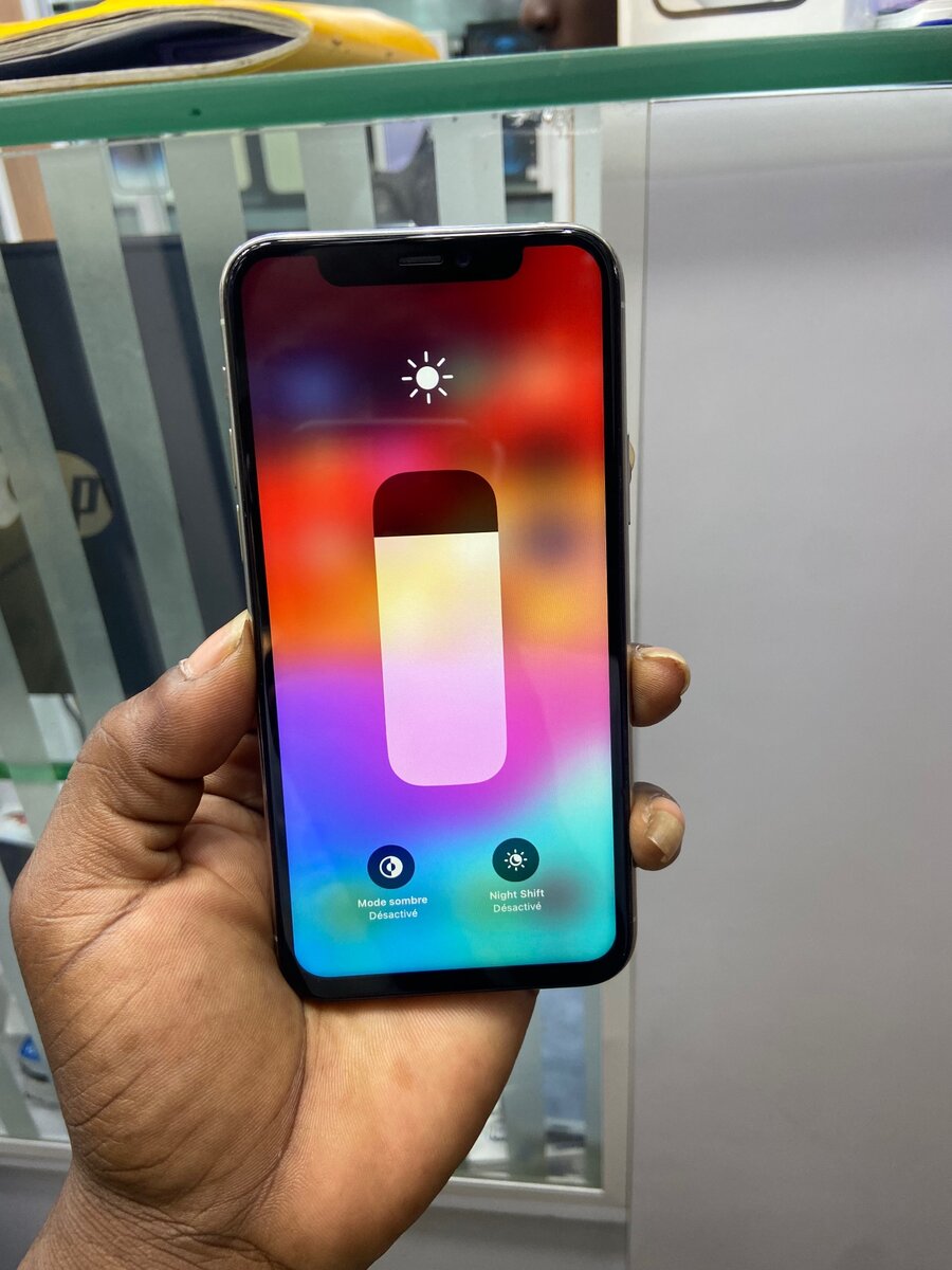 11 Pro 64Go sans ID en bon état