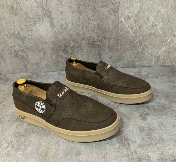 baskets pour hommes taille 40-45