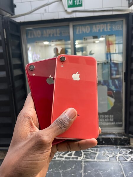iPhone XR 64Go propre