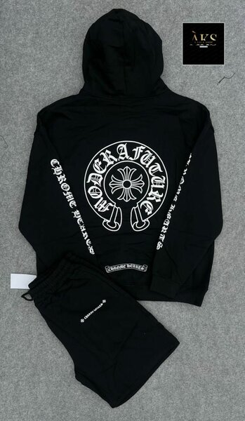 Ensemble hoodie et pantalon moderne