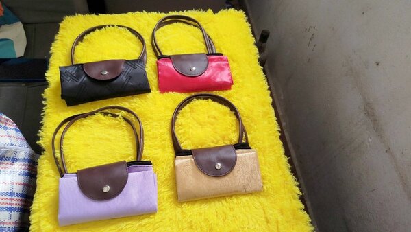 Pochettes élégantes pliables