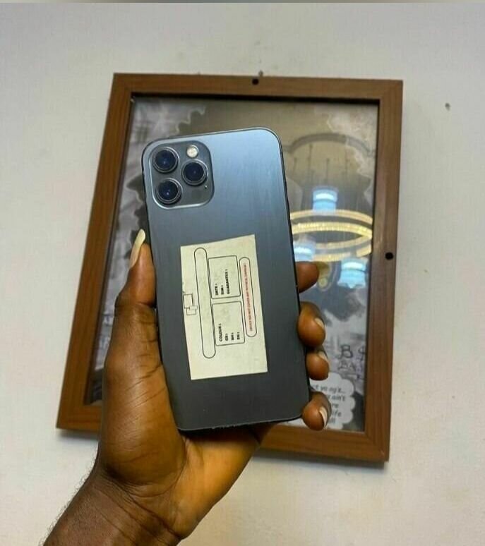 PRE-OWNED IPHONE 12 PRO MAX