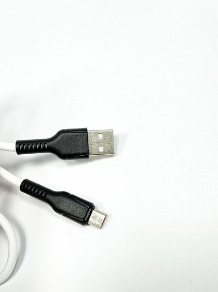 Кабель  Celebrat micro