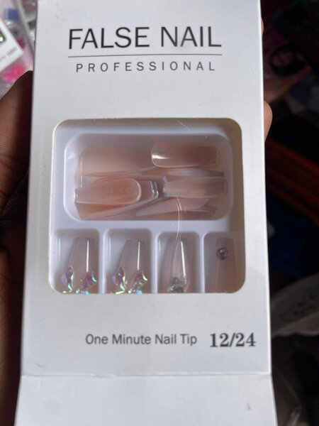 Faux Ongles Professionnels