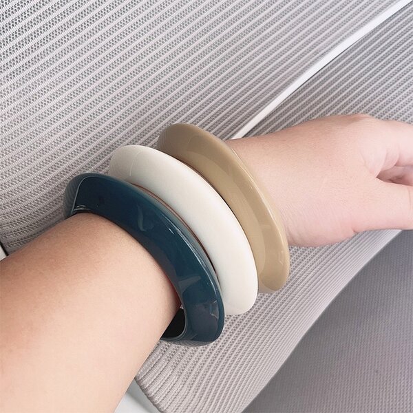 Slanted Edged Acrylic Bangles