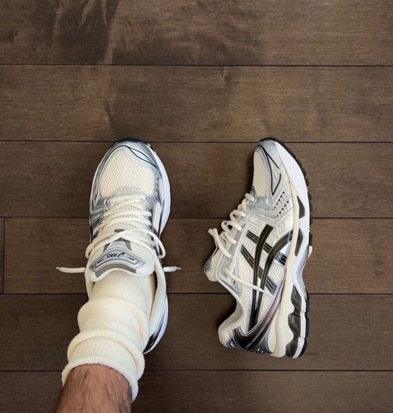 ASICS gel