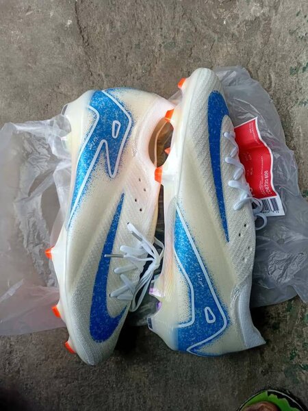 Chaussures de football légères