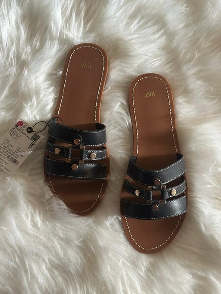 Sandales en cuir élégantes