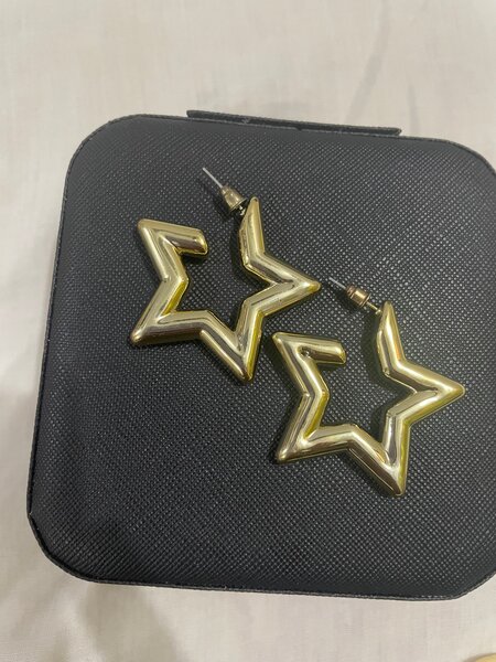 Boucles Étoiles Dorées