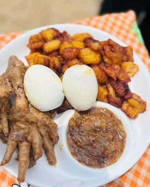 Alloco poulet/ pattes/œufs