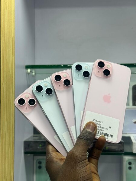 iPhone 15 - 128GB Rose