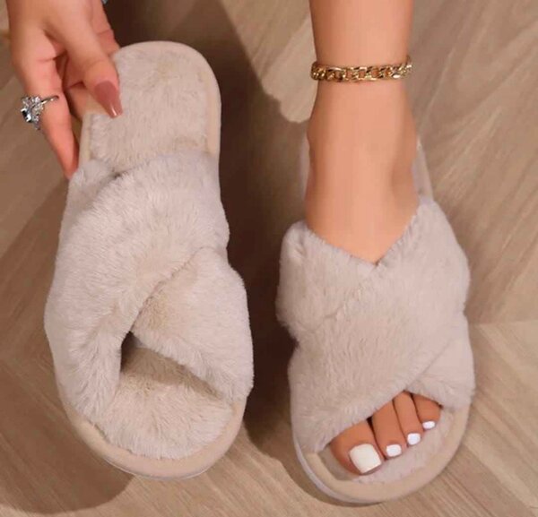 Chaussons peluche confort