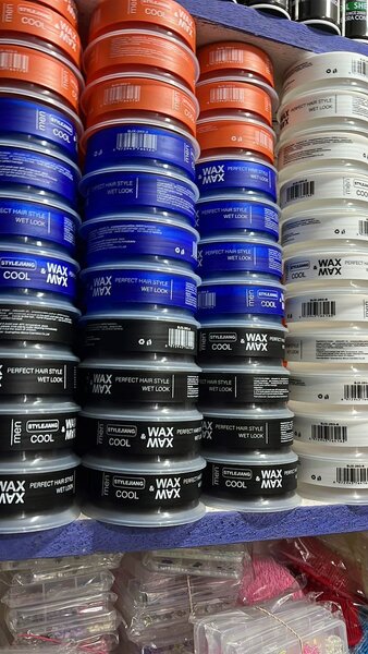 Cire coiffante effet mouillé