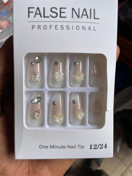 Faux Ongles Décorés